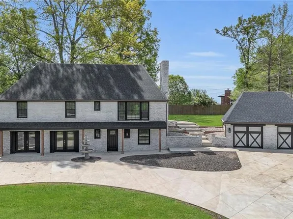 1005 Oldtime Dr, Excelsior Springs, MO 64024