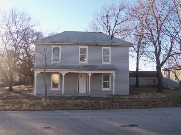 110 N Christina St, Carterville, MO 64835