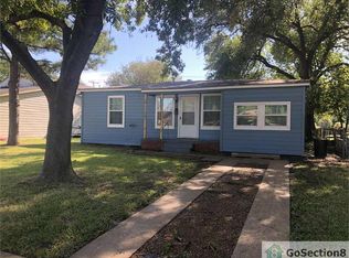 611 19th Ave N, Texas City, TX 77590
