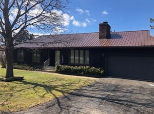 1601 Winslow Dr, Erie, PA 16509