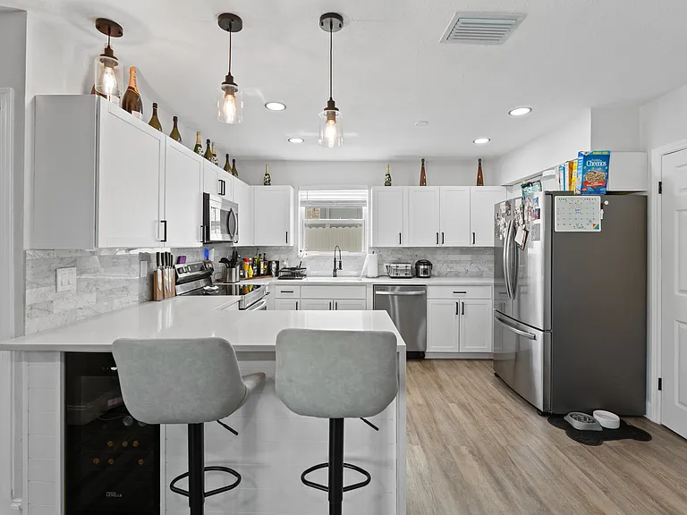 2820 SW 4th St — Photo 14
