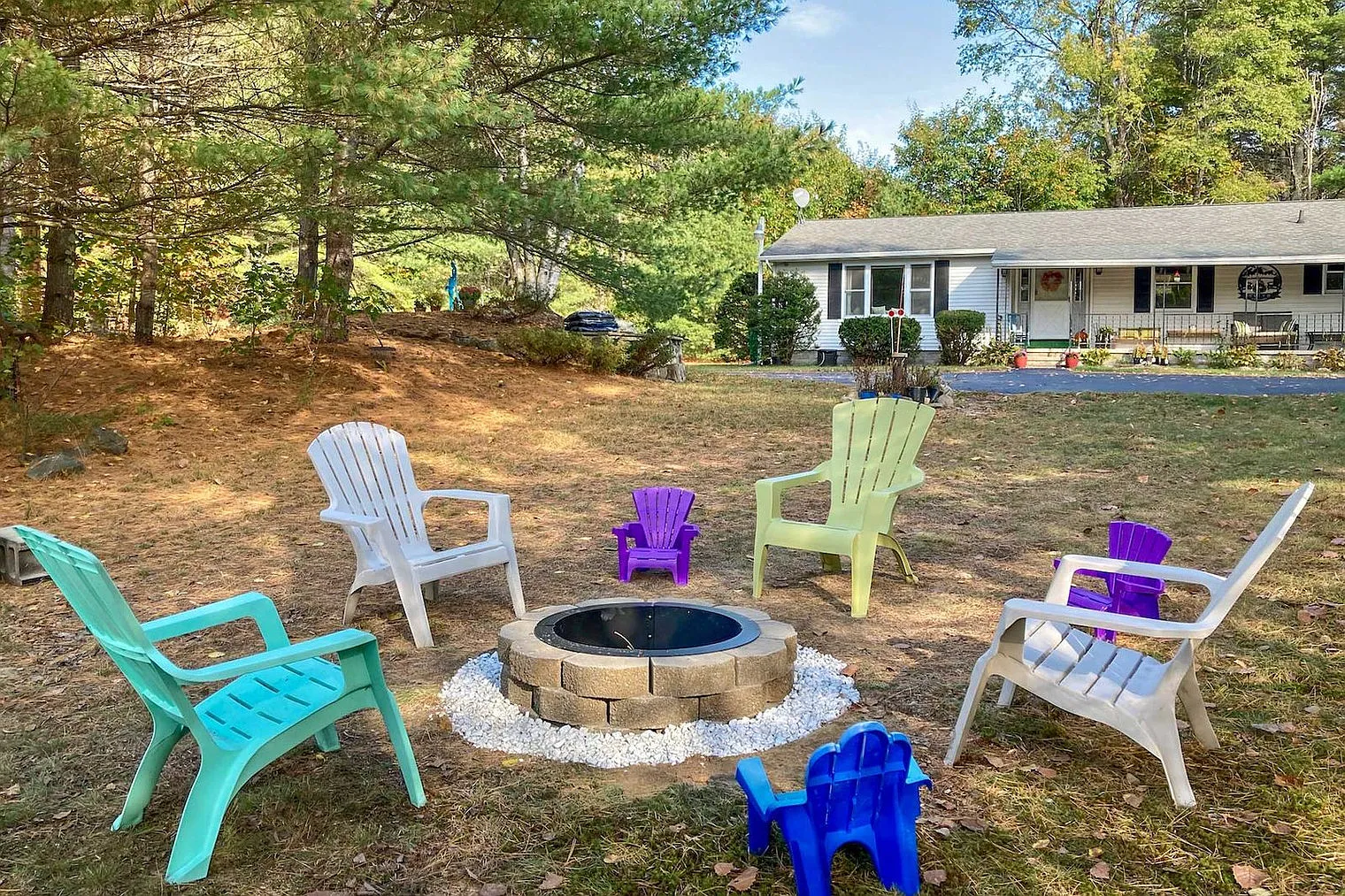 3 bed, 2.0 bath, 1345 sqft, $3,964 — Photo 3