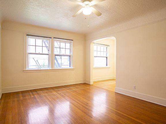 3rd image of 1944 NW Johnson St APT 204