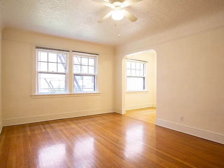 1944 NW Johnson St #204 — Photo 3