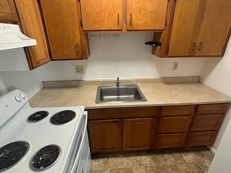 1119 Florida St — Photo 2