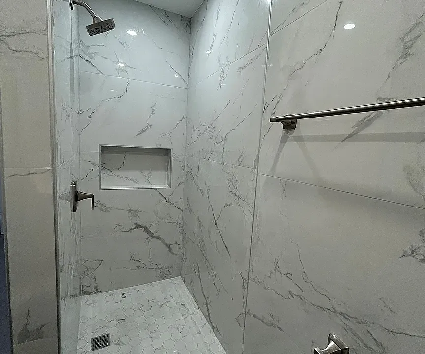 29 5th Ave #1A