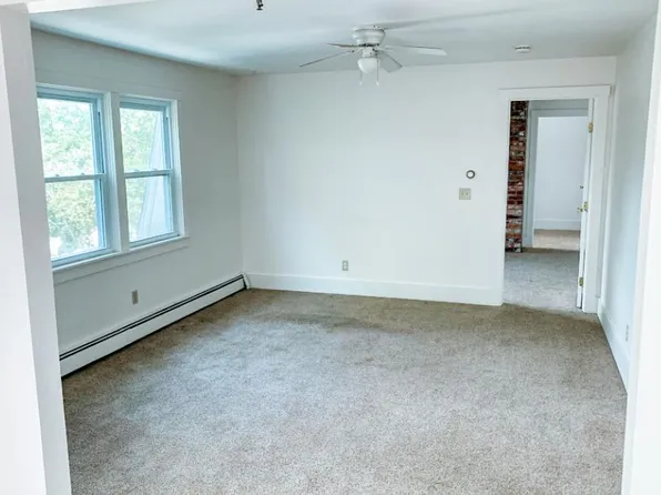 351 High St #3D, Newburyport, MA 01950