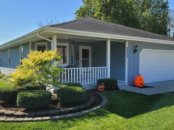 2325 Gale Ln, Elgin, IL 60123