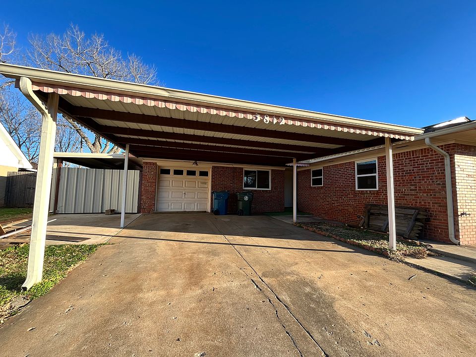 1st image of 3812 Rosewood Dr