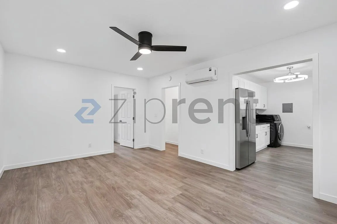 1 bed, 700 sqft, $2,475 — Photo 2