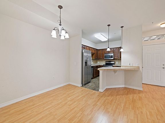3rd image of 2133 Krisron Rd Unit B-101