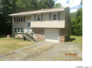 2685 Howlett Hill Rd, Marcellus, NY 13108