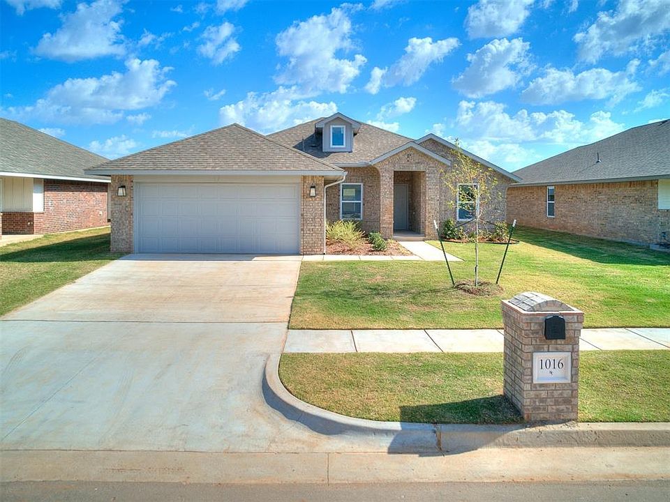 1st image of 1016 Acacia Creek Dr