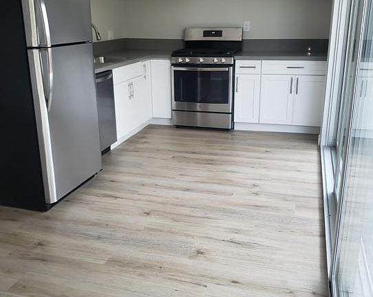 3rd image of 927 Maltman Ave