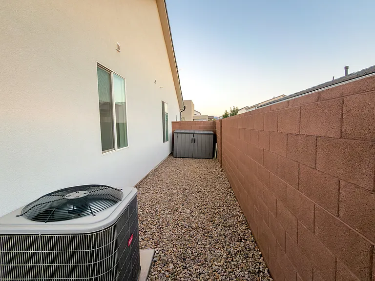 Side yard
