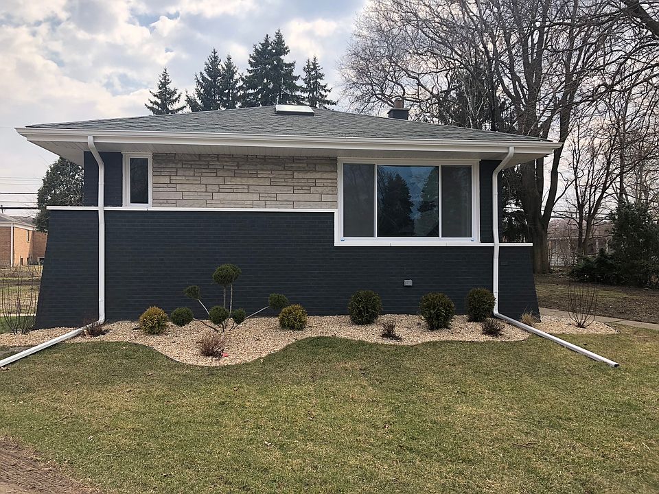 1st image of 16068 Marion Dr