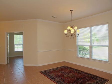 2nd image of 304 Klondike Dr