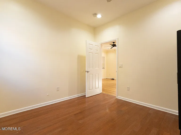 158 Terrace Ave #2 — Photo 10