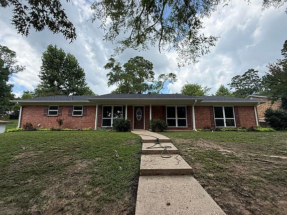 5th image of 1513 Frost St