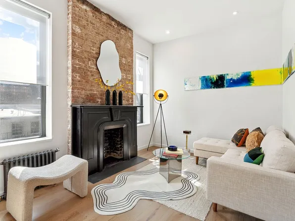 404 W 48th St APT 4-B, New York, NY 10036