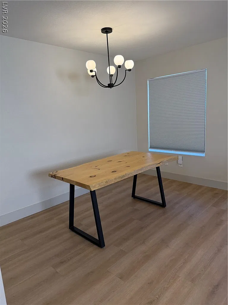 3 bed, 2.0 bath, 1368 sqft, $2,500 — Photo 3