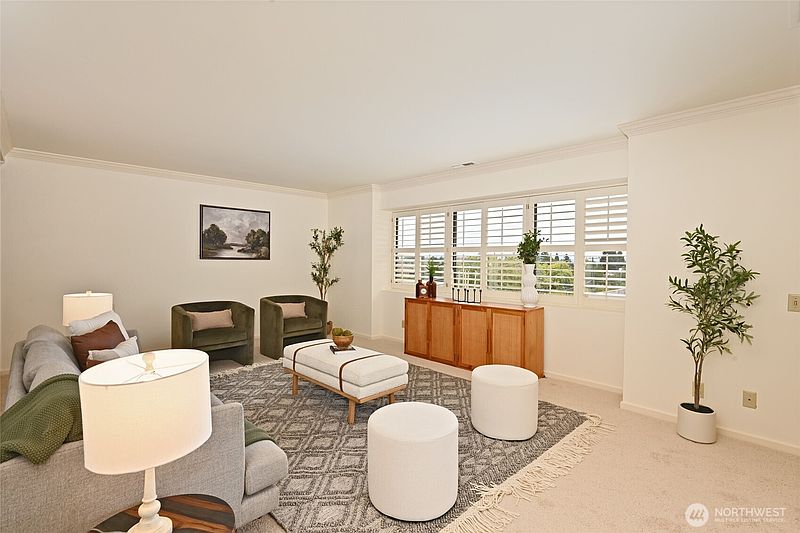 4th image of 1301 Spring Street #6D
