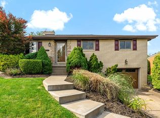 121 Bell Park Dr, Pittsburgh, PA 15229