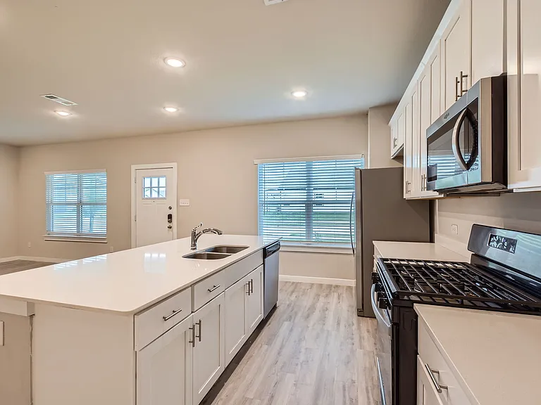 The Residences at Hudson Hollow — Photo 35