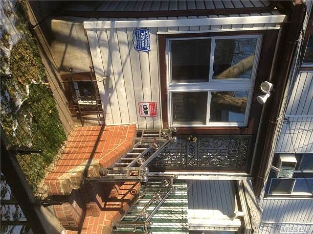 1st image of 15401 118th Ave