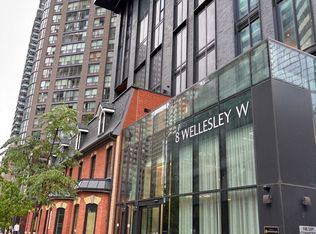 8 Wellesley St W #2316, Toronto, ON M4Y 0J5