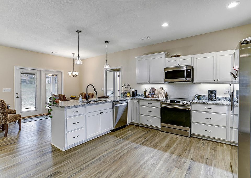 2nd image of 182 Riverwalk Cir