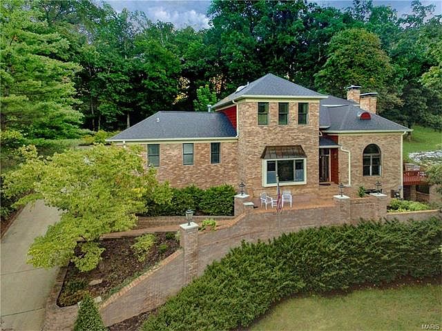 1st image of 9611 Hidden Valley Dr