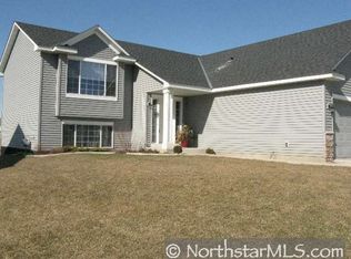 2459 River Bend Trl, Mayer, MN 55360