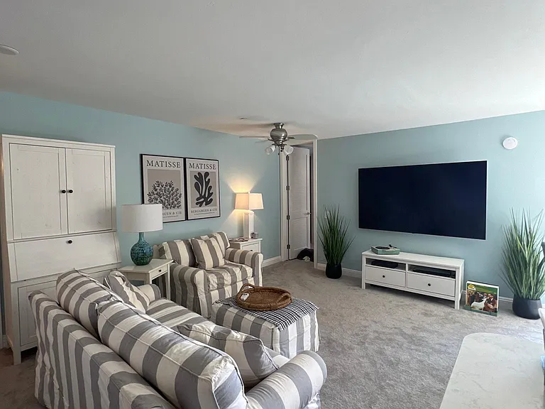 4627 Ocean Blvd #220 — Photo 7