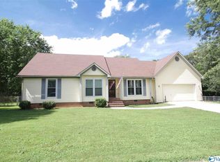 114 Parker Dr, Huntsville, AL 35811