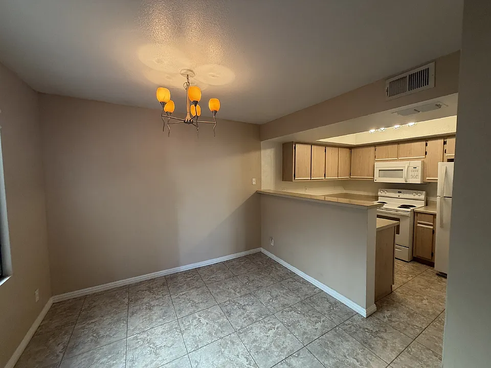8455 W Sahara Ave #179