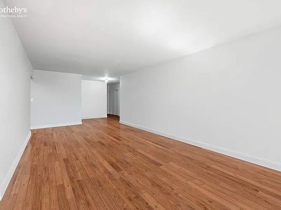 5th image of 301 E 63rd St APT 17F