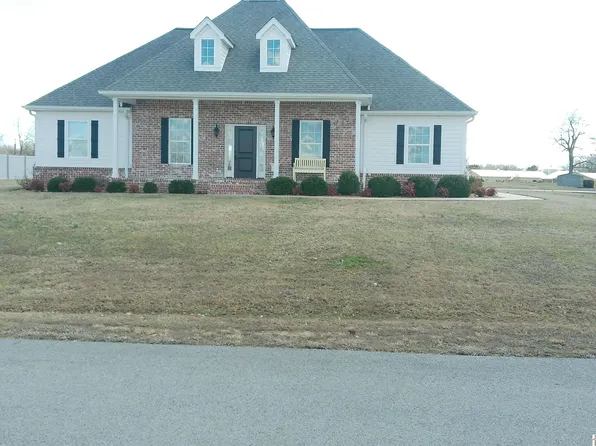 24 Hill Creek Ln, Benton, KY 42025