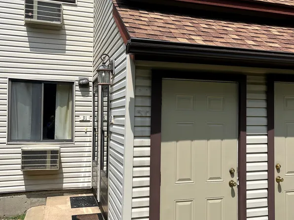 31 Santangelo Terrace #31, Derby, CT 06418