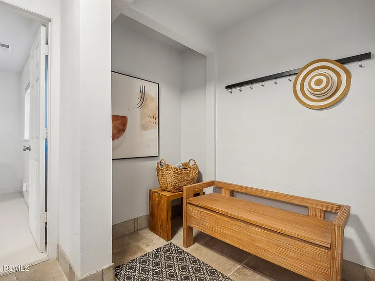 3061 Fawn Dr — Photo 33