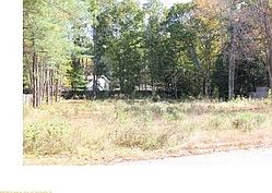 1st image of 15 Goodwin Ave
