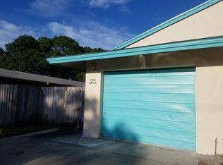 2115 Palm Way APT A, Largo, FL 33771
