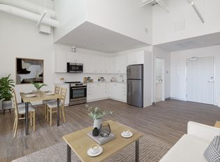 The Hub Podium, Calgary, AB T2M 5C7