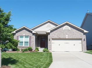 104 Siena Dr, Saint Peters, MO 63376