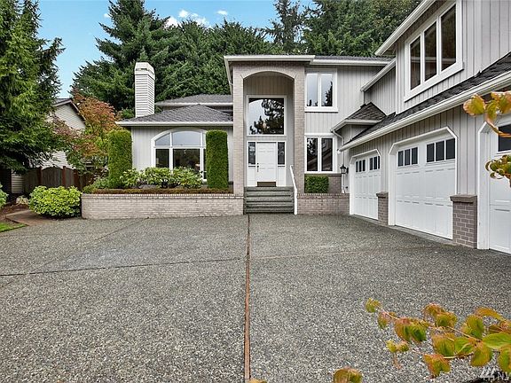 2nd image of 15452 SE 67th St