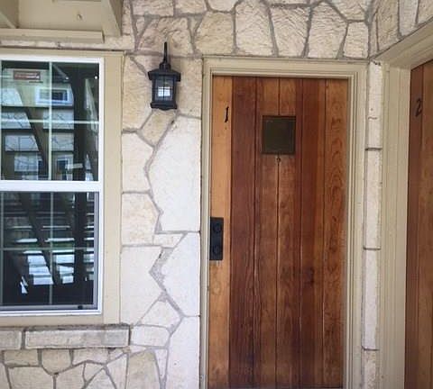 2nd image of 246 Indiana Ave APT 1