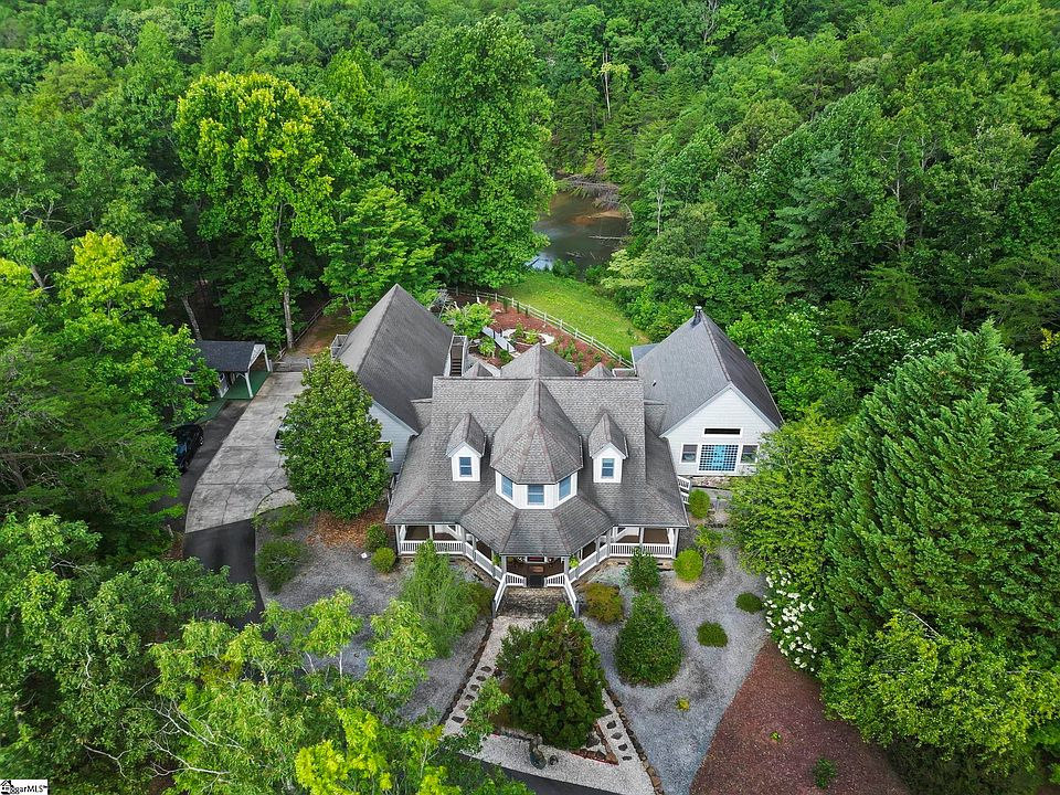 1st image of 214 Raven Cliff Rd