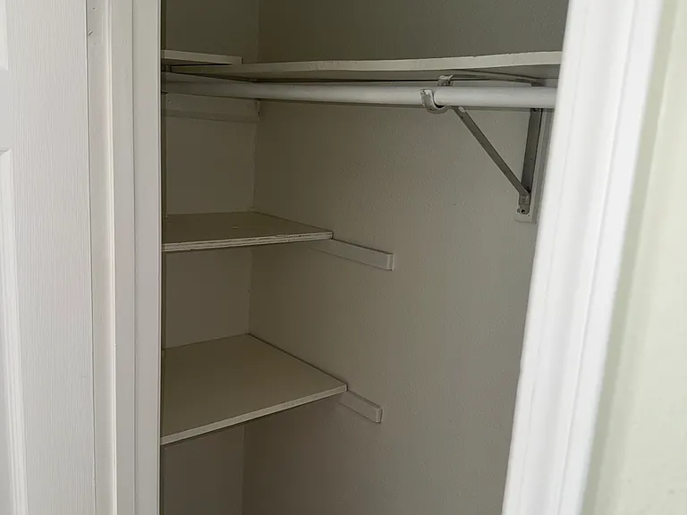 2801 Del Papa St #6 — Photo 8