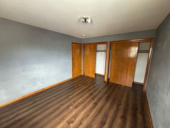 4th image of 9042 N Cumberland Ave