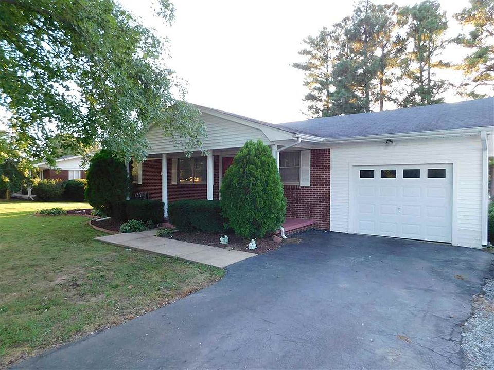 1st image of 1308 Shelby McCallum Dr